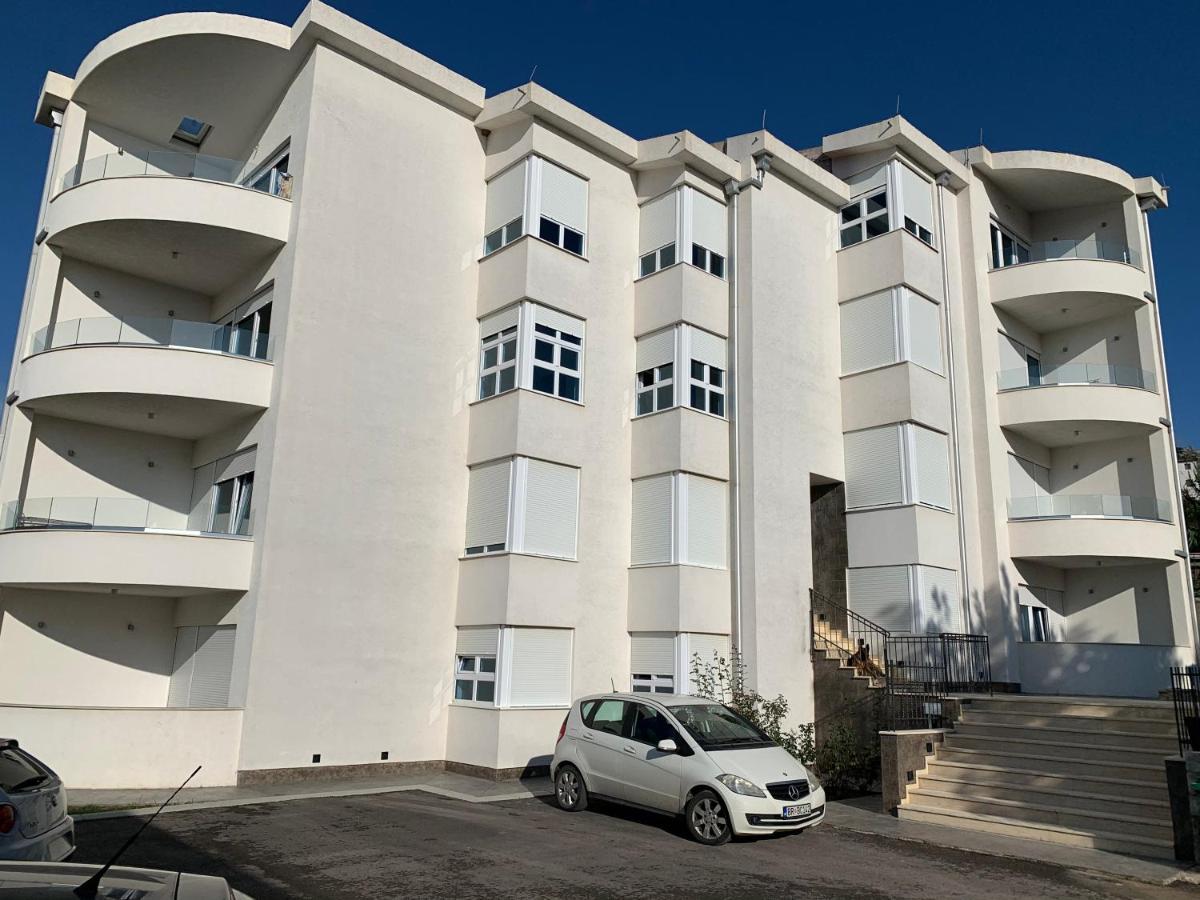 Apartments Bujkovic Бар Экстерьер фото