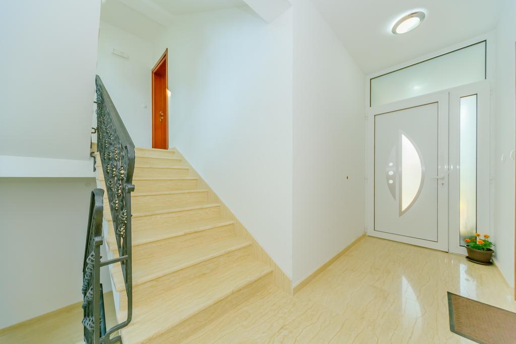 Apartments Bujkovic Бар Экстерьер фото